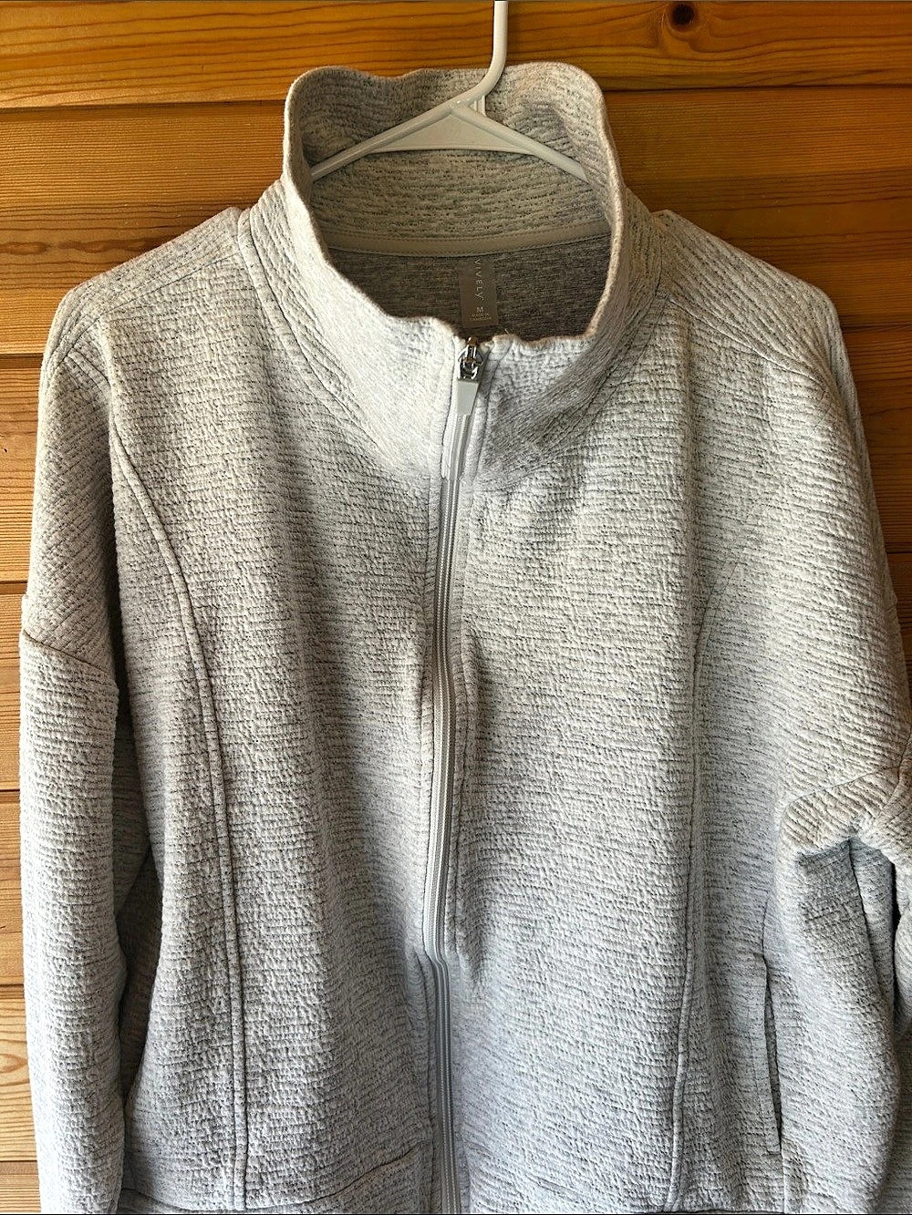 Vively Textured Full-Zip Jacket Size Medium